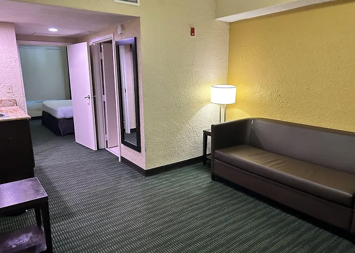 Hotel Flamingo Inn & Suites Vero Beach I-95